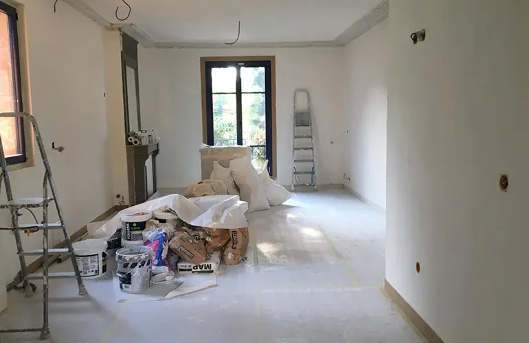 renovation-cuisine-ouverte-salon-maison-travaux-peintures-sceaux