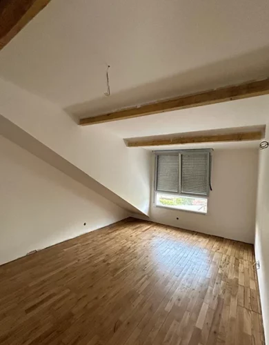 Rénovation Complète et Optimisation des Combles à Bourg-la-Reine
