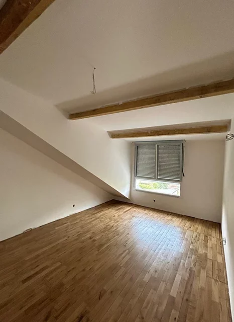 Rénovation Complète et Optimisation des Combles à Bourg-la-Reine