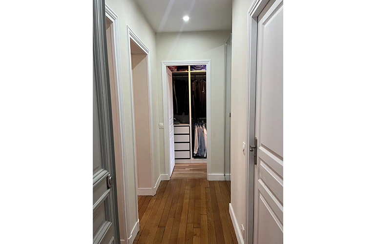 Optimiser l'espace de rangement d'un appartement ancien à Montrouge