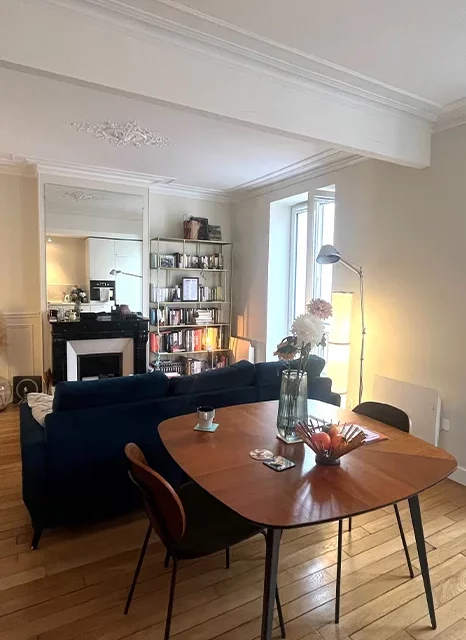 Lisandre, a métamorphosé un appartement des années 50 à Montrouge.