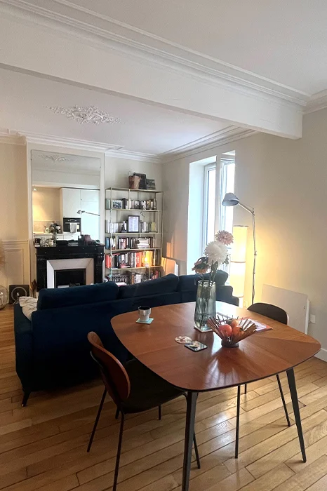 Lisandre, a métamorphosé un appartement des années 50 à Montrouge.