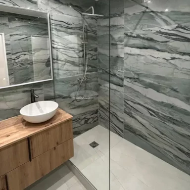 Lisandre, a métamorphosé un appartement situé dans le 15e arrondissement de Paris